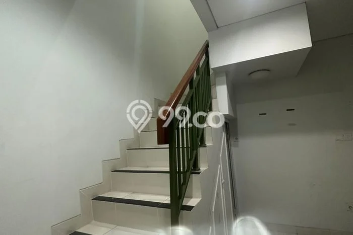 Disewakan Rumah Harga Terjangkau di Gading Serpong Tangerang dengan 2 Kamar Tidur Disewakan Rumah Harga Terjangkau di Gading Serpong Tangerang dengan 2 Kamar Tidur