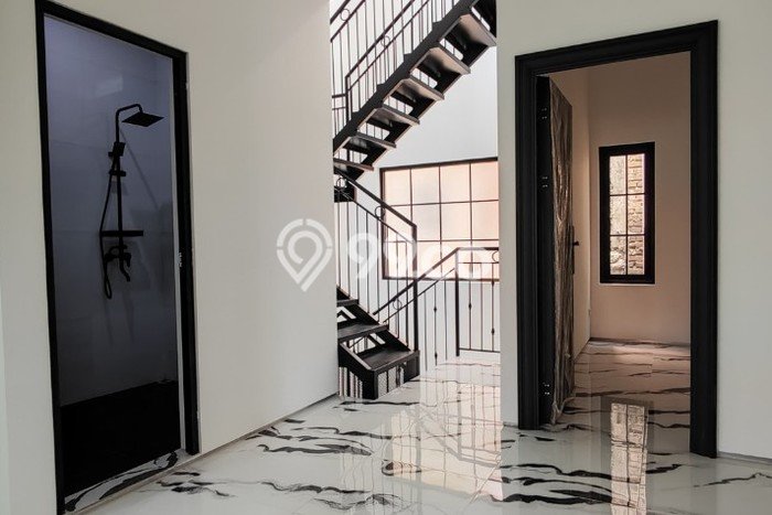 Dijual Rumah 4 Kamar Lokasi Ideal Nyaman dan Strategis di Regol Dijual Rumah 4 Kamar Lokasi Ideal Nyaman dan Strategis di Regol