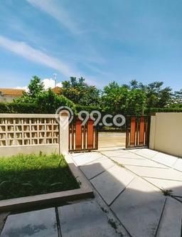 Rumah LT 100m2m² / LB 106m2m² Fasilitas Kolam Renang di Buah Batu, Bandung Rumah LT 100m2m² / LB 106m2m² Fasilitas Kolam Renang di Buah Batu, Bandung