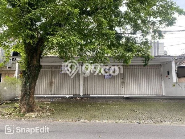 FOR RENT! Ruko di Malang Kota Cocok untuk Bisnis 300m2 FOR RENT! Ruko di Malang Kota Cocok untuk Bisnis 300m2
