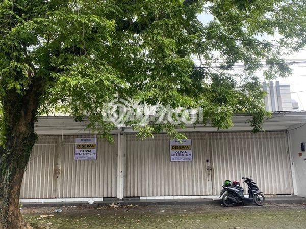 FOR RENT! Ruko di Malang Kota Cocok untuk Bisnis 300m2 FOR RENT! Ruko di Malang Kota Cocok untuk Bisnis 300m2