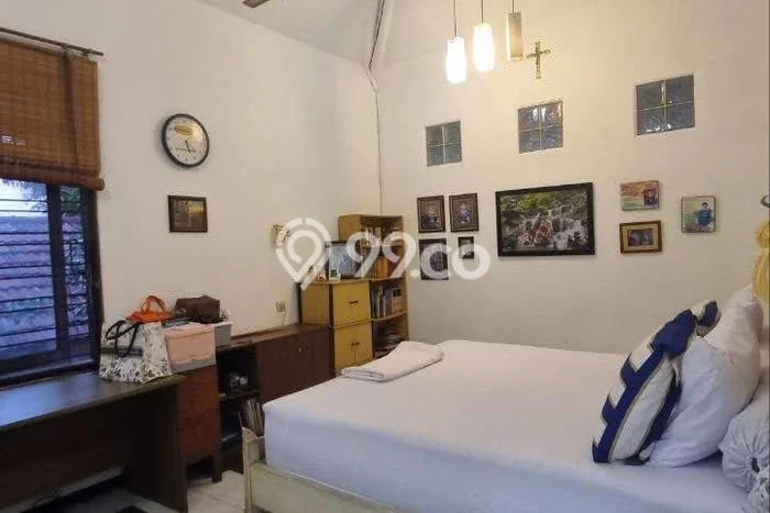Rumah Premium di kertajaya, 3 KT, Area Nyaman, LT 270m2m² Bangunan 190m2m² Rumah Premium di kertajaya, 3 KT, Area Nyaman, LT 270m2m² Bangunan 190m2m²
