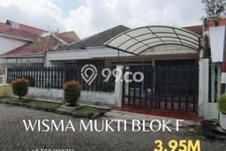 For Sale Rumah Mewah Exclusive di Sukolilo, Surabaya For Sale Rumah Mewah Exclusive di Sukolilo, Surabaya