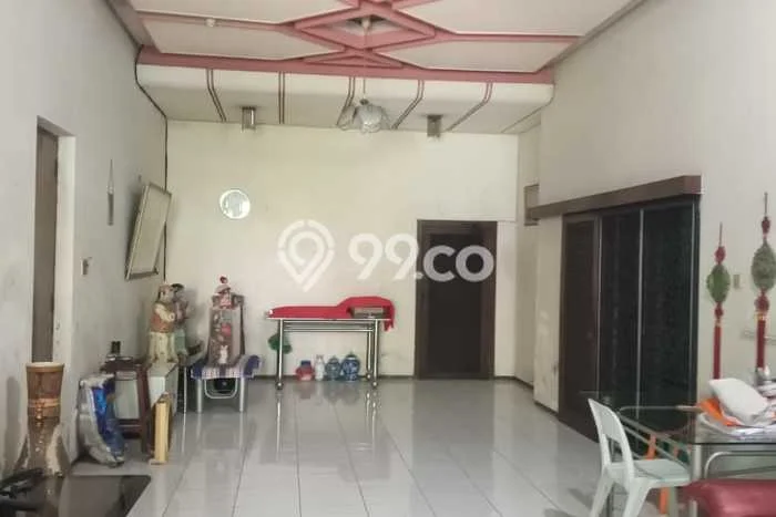 Rumah di Genteng, 6 KT, View Indah, LT 524m2m² Bangunan 400m2m² Rumah di Genteng, 6 KT, View Indah, LT 524m2m² Bangunan 400m2m²