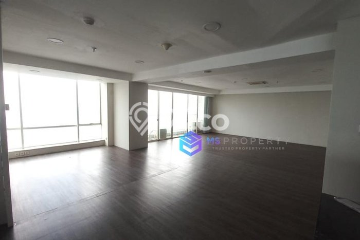 Jual Kantor Kawasan Premium di Slipi, Luas 416m², Jalan Raya Jual Kantor Kawasan Premium di Slipi, Luas 416m², Jalan Raya