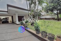Rumah Impian dengan 5 Kamar Tidur di Lingkungan Asri Menteng, Jakarta Pusat Rumah Impian dengan 5 Kamar Tidur di Lingkungan Asri Menteng, Jakarta Pusat