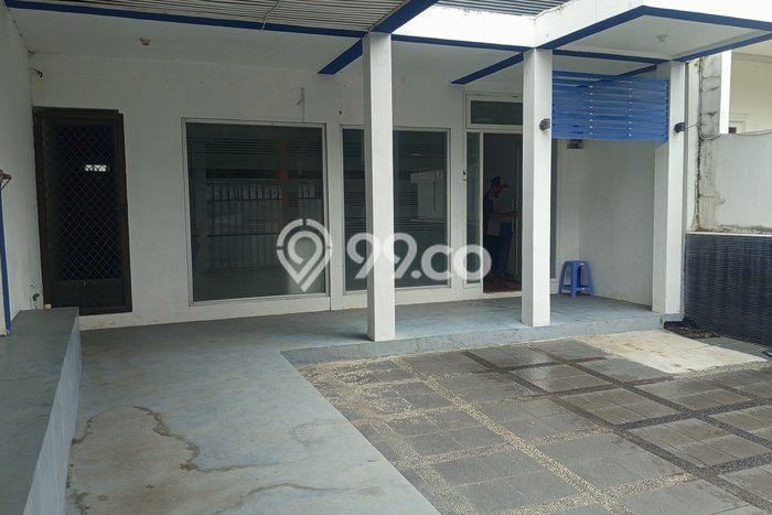 Komersial Dijual di Jakarta Timur LT 190m2 & LB 100m2 Lokasi Terbaik! Komersial Dijual di Jakarta Timur LT 190m2 & LB 100m2 Lokasi Terbaik!