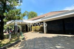 Rumah Mewah LB 400m2 Siap Huni Desain Elegan di Kemang, Jakarta Selatan Rumah Mewah LB 400m2 Siap Huni Desain Elegan di Kemang, Jakarta Selatan