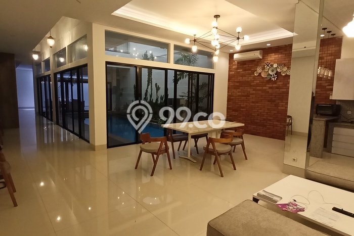 Sewa Rumah Nyaman di Menteng Siap Huni dan Strategis Sewa Rumah Nyaman di Menteng Siap Huni dan Strategis
