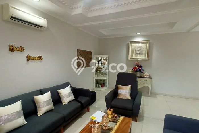 Ready to Use! Luxury House LT 504m2 Desain Elegan di Slipi Ready to Use! Luxury House LT 504m2 Desain Elegan di Slipi