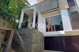 Rumah Elit LB 500m2 Siap Huni Desain Elegan di patra kuningan, Jakarta Selatan Rumah Elit LB 500m2 Siap Huni Desain Elegan di patra kuningan, Jakarta Selatan