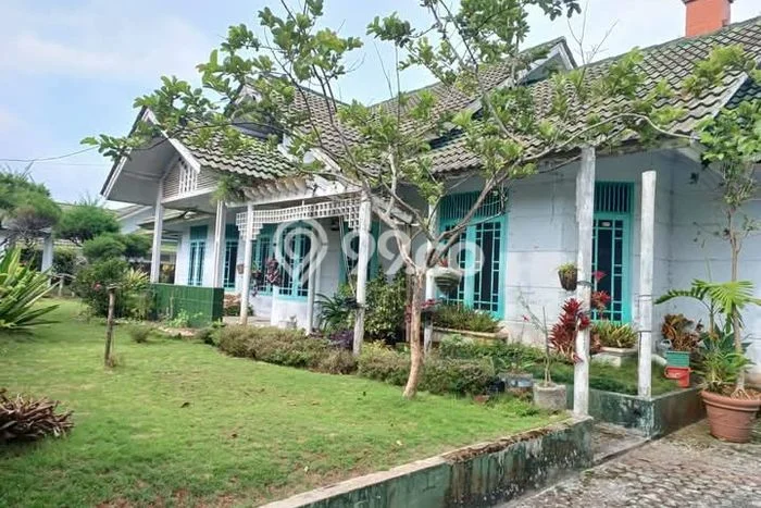 DIJUAL! Vila Kawasan Cipanas, Luas 527m2m², Posisi Strategis DIJUAL! Vila Kawasan Cipanas, Luas 527m2m², Posisi Strategis