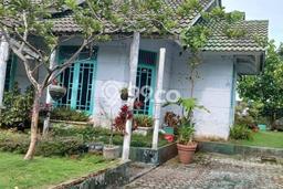 DIJUAL! Vila Kawasan Cipanas, Luas 527m2m², Posisi Strategis DIJUAL! Vila Kawasan Cipanas, Luas 527m2m², Posisi Strategis
