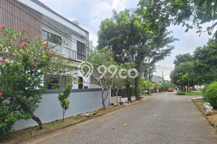 Hunian Eksklusif Siap Huni LT 142m2 di Serpong Utara, Tangerang Selatan Hunian Eksklusif Siap Huni LT 142m2 di Serpong Utara, Tangerang Selatan
