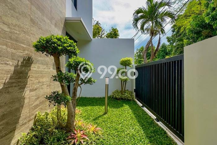 Rumah Mewah LB 200m2 Siap Huni Desain Elegan di Graha Raya Bintaro, Tangerang Selatan Rumah Mewah LB 200m2 Siap Huni Desain Elegan di Graha Raya Bintaro, Tangerang Selatan