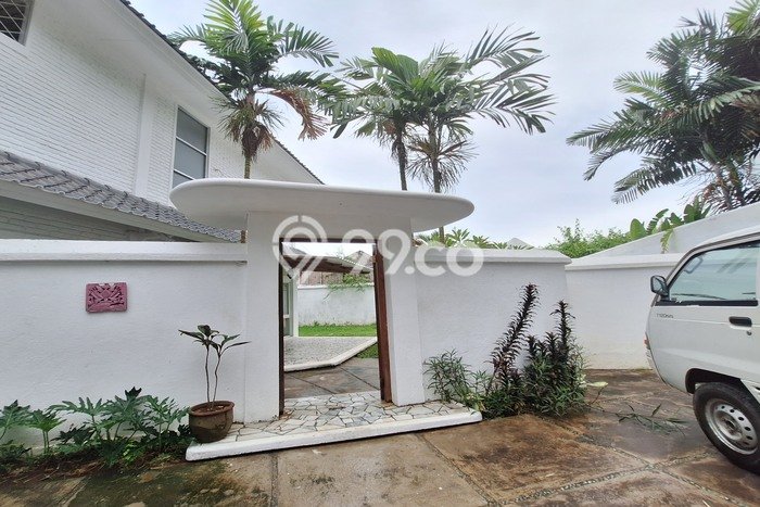 Jual Rumah Mewah Elegan Dengan View Eksklusif di Kerobokan, Badung Jual Rumah Mewah Elegan Dengan View Eksklusif di Kerobokan, Badung