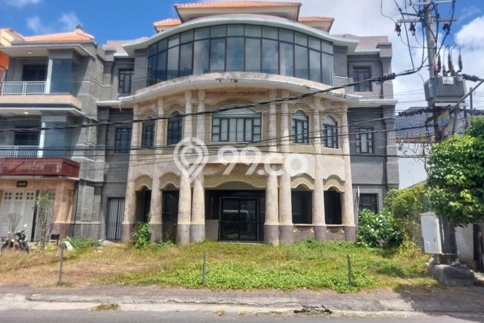 Komersial Bagus Dijual LB 466m2 Lokasi Strategis Denpasar Area Cocok untuk Berbisnis Komersial Bagus Dijual LB 466m2 Lokasi Strategis Denpasar Area Cocok untuk Berbisnis
