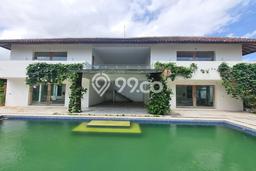Hunian Modern Disewakan di canggu Badung 4 KT & 4 KM Hunian Modern Disewakan di canggu Badung 4 KT & 4 KM