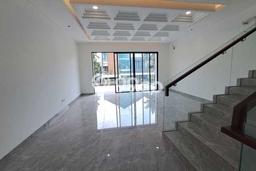 Dijual Rumah Premium dengan Fasilitas Sekitar Komplit di BSD, Tangerang Selatan Dijual Rumah Premium dengan Fasilitas Sekitar Komplit di BSD, Tangerang Selatan