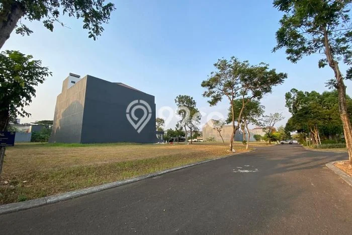 Tanah Dijual Area Strategis di Alam Sutera Tangerang 240m2 Tanah Dijual Area Strategis di Alam Sutera Tangerang 240m2