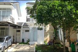 Rumah Luas Asri 3 KT Siap Pakai di BSD Natura Tangerang Rumah Luas Asri 3 KT Siap Pakai di BSD Natura Tangerang