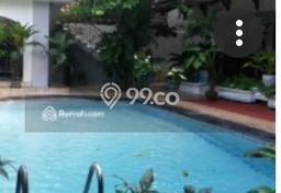 Rumah Bagus di Pondok Indah, Jakarta Selatan, Luas 1350m2m² LB 2000m2m² HARGA MENARIK! Rumah Bagus di Pondok Indah, Jakarta Selatan, Luas 1350m2m² LB 2000m2m² HARGA MENARIK!