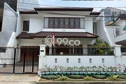 Rumah Elit Modern Tanpa Renovasi di Pluit Jakarta Utara Rumah Elit Modern Tanpa Renovasi di Pluit Jakarta Utara