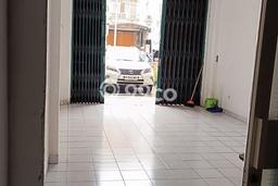 LOKASI PREMIUM! Ruko di Taman Palem, Luas 120m², Area Komersial LOKASI PREMIUM! Ruko di Taman Palem, Luas 120m², Area Komersial