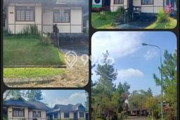 Rumah di Puncak, Bogor, Luas 220m² LB 76m² - JUAL CEPAT! Rumah di Puncak, Bogor, Luas 220m² LB 76m² - JUAL CEPAT!