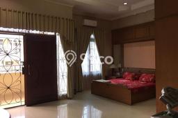 Jual Rumah Luas Megah Dengan View Eksklusif di Taman Palem, Jakarta Barat Jual Rumah Luas Megah Dengan View Eksklusif di Taman Palem, Jakarta Barat