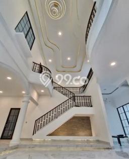Jual Rumah Mewah Elegan Dengan View Eksklusif di Tomang, Jakarta Barat Jual Rumah Mewah Elegan Dengan View Eksklusif di Tomang, Jakarta Barat