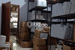 Ruko Dijual di Jakarta Barat LT 96m2 & LB 252m2 Lokasi Terbaik! Ruko Dijual di Jakarta Barat LT 96m2 & LB 252m2 Lokasi Terbaik!