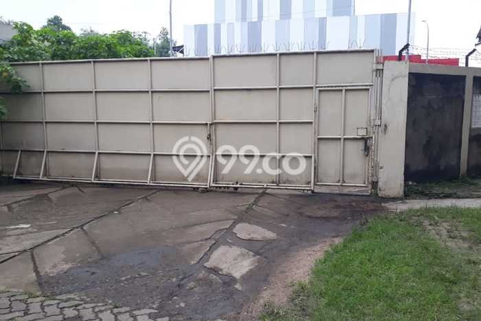 Unit Gudang Disewakan di Jatake di Area Ramai & Strategis Unit Gudang Disewakan di Jatake di Area Ramai & Strategis