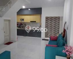 Rumah Minimalis 4 KT di Tanjung Duren Jakarta Barat Semi Furnished Rumah Minimalis 4 KT di Tanjung Duren Jakarta Barat Semi Furnished