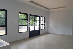 Ruko Lokasi Strategis di , Luas 400m2m², Mainroad Ruko Lokasi Strategis di , Luas 400m2m², Mainroad