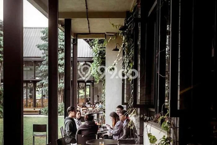 Komersial Disewa di Bandung dengan LB 2000m2 Area Komersial Ramai Komersial Disewa di Bandung dengan LB 2000m2 Area Komersial Ramai