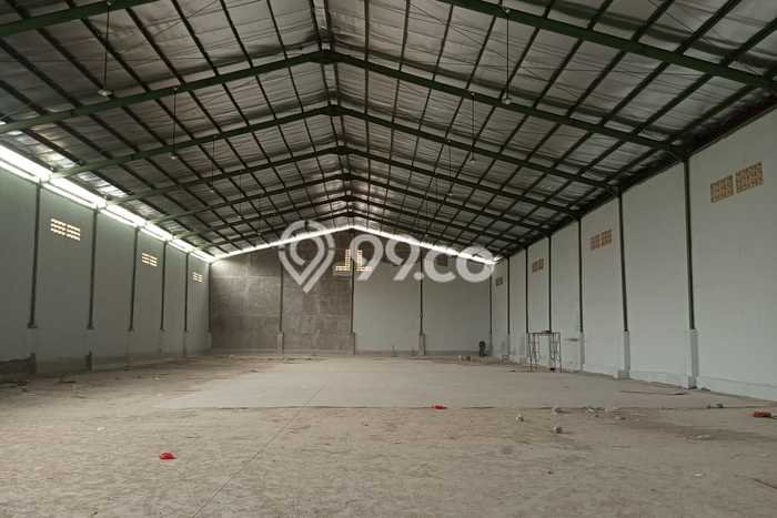 Unit Gudang Dijual di Ngaliyan Semarang Luas Bangunan 2800m2 Unit Gudang Dijual di Ngaliyan Semarang Luas Bangunan 2800m2