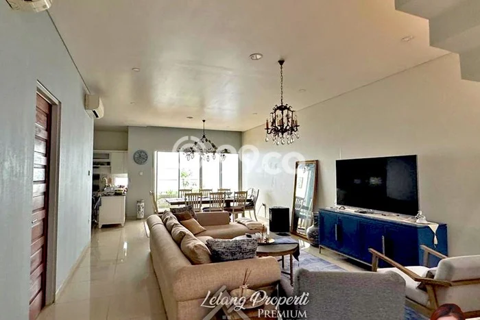Rumah Luxury Modern Tanpa Renovasi di Kalibata Jakarta Selatan Rumah Luxury Modern Tanpa Renovasi di Kalibata Jakarta Selatan
