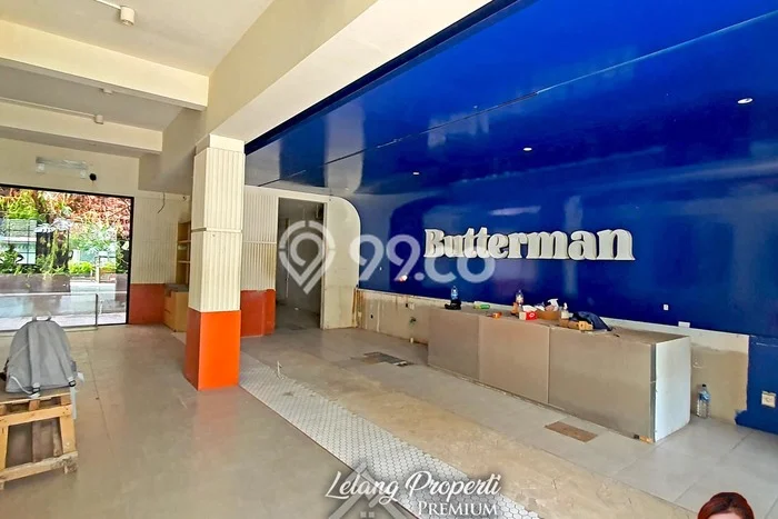Komersial Disewa di Kebayoran Baru, Jakarta Selatan, LT 220m2 / LB 240m2 Komersial Disewa di Kebayoran Baru, Jakarta Selatan, LT 220m2 / LB 240m2