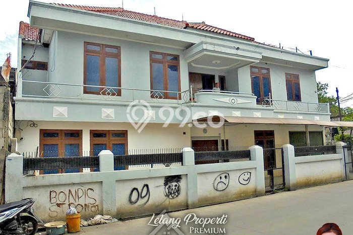 Rumah Minimalis 4 KT di Daan Mogot Jakarta Barat Semi Furnished Rumah Minimalis 4 KT di Daan Mogot Jakarta Barat Semi Furnished