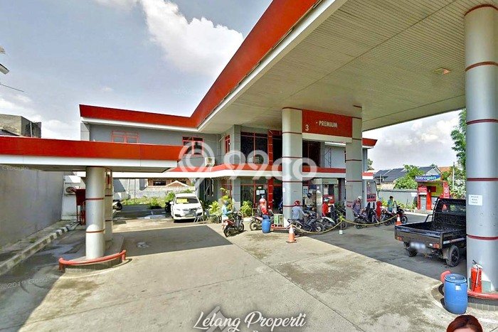 Komersial Bagus Dijual LB 300m2 Lokasi Strategis Bekasi Area Cocok untuk Bisnis Komersial Bagus Dijual LB 300m2 Lokasi Strategis Bekasi Area Cocok untuk Bisnis