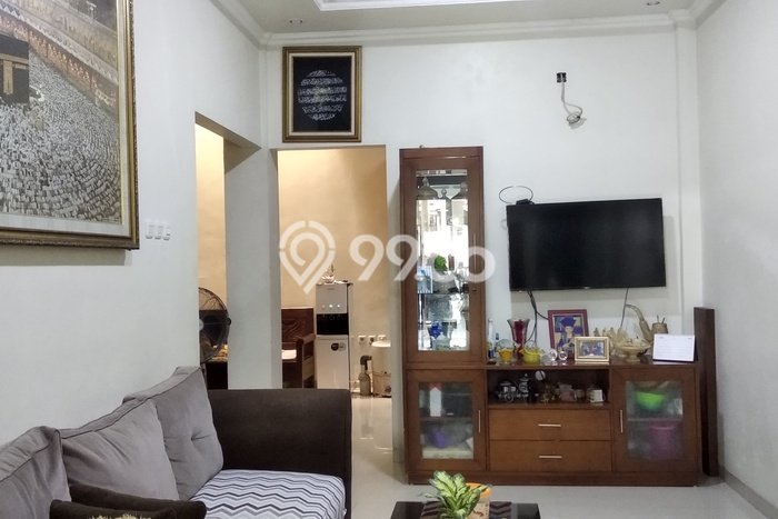Jual Rumah Minimalis Bagus Punya 3 KT di Pamulang Tangerang Selatan SHM Jual Rumah Minimalis Bagus Punya 3 KT di Pamulang Tangerang Selatan SHM