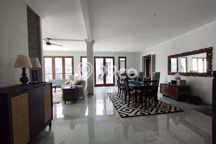 Disewakan Segera Rumah Kondisi Bagus di Area Laweyan, Surakarta Disewakan Segera Rumah Kondisi Bagus di Area Laweyan, Surakarta