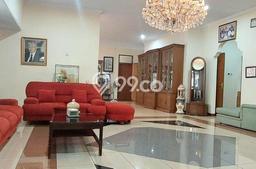 For Sale! Premium House LT 2363m2 Desain Elegan di Kemang For Sale! Premium House LT 2363m2 Desain Elegan di Kemang