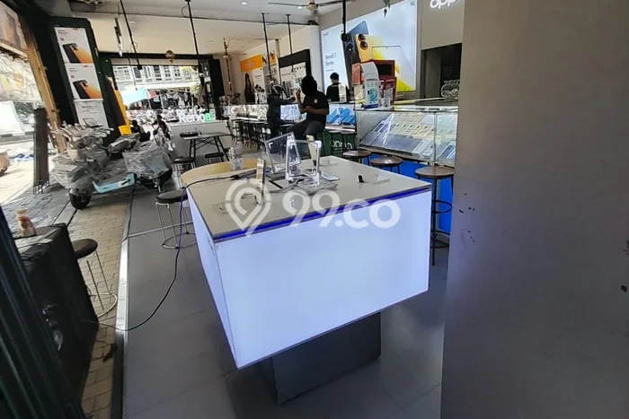 Untuk Dijual! Ruko di Otista Bandung LT 43m2 / LB 95m2 Kawasan Bisnis Untuk Dijual! Ruko di Otista Bandung LT 43m2 / LB 95m2 Kawasan Bisnis