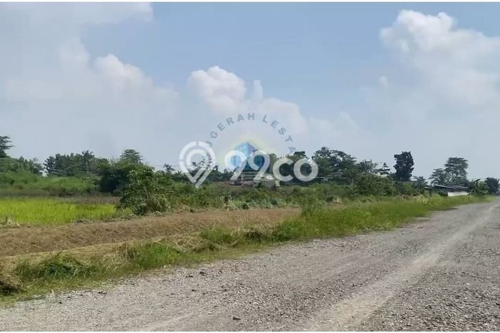 Kavling Tanah Dijual di Serang Serang Spesifikasi 3.35e+06m2 Kavling Tanah Dijual di Serang Serang Spesifikasi 3.35e+06m2
