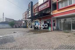 Ruko disewakan lokasi strategis Curug Tangerang 75m2 Ruko disewakan lokasi strategis Curug Tangerang 75m2