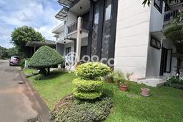 Rumah Elit Modern Tanpa Renovasi di BSD Tangerang Rumah Elit Modern Tanpa Renovasi di BSD Tangerang
