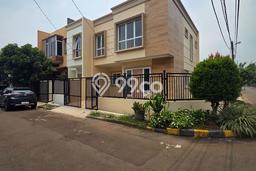 Rumah Luxury Modern Siap Huni di Gading Serpong Tangerang Rumah Luxury Modern Siap Huni di Gading Serpong Tangerang