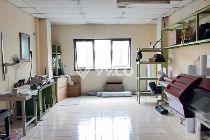 FOR SALE! Ruko di BSD Tangerang Selatan, LT 68m2, LB 136m2 FOR SALE! Ruko di BSD Tangerang Selatan, LT 68m2, LB 136m2